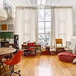Sous Le Ciel De Paris, Petite Suite